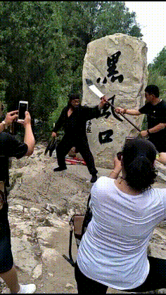 爱游戏网页版-包含高难度动作见识，选手展示绝技取得胜利的词条