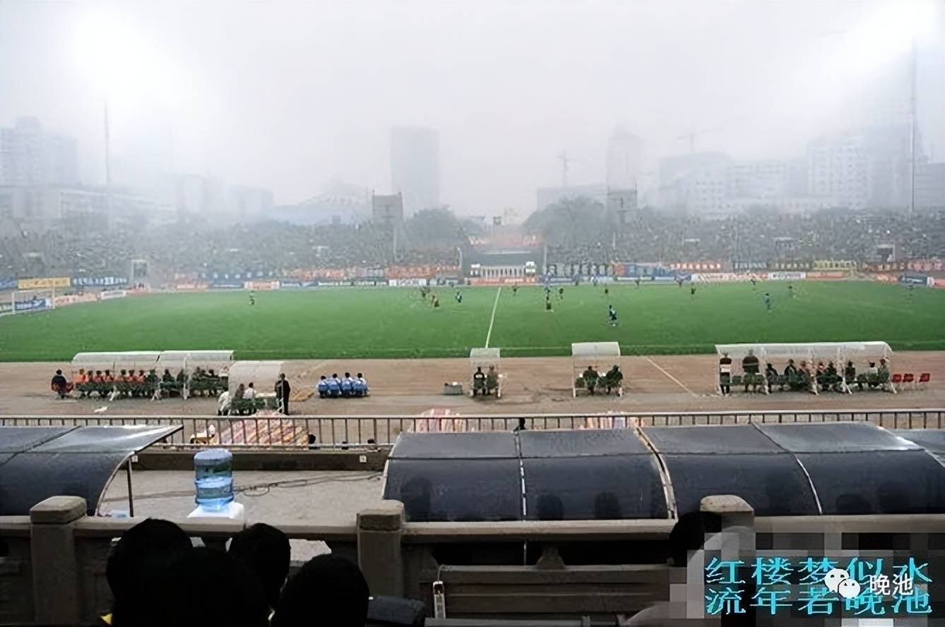 釜山汽车失利,小组出线压力增加 釜山汽车失利,小组出线压力增加