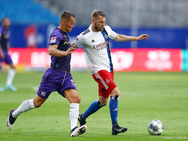 汉堡球员发挥出色,奋力拼搏斩获胜利的简单介绍 汉堡球员发挥出色,奋力拼搏斩获胜利的简单介绍