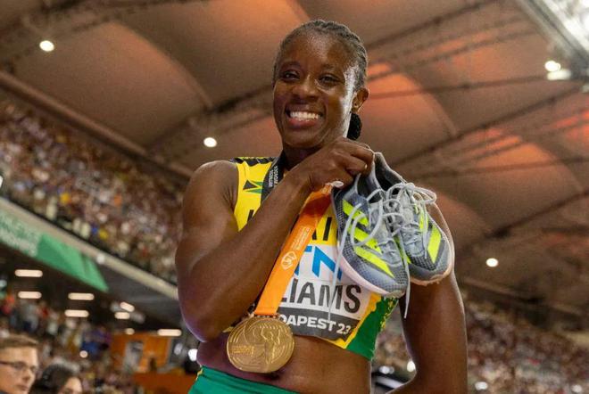 牙买加田径冠军再度登上领奖台!荣耀回归的简单介绍 牙买加田径冠军再度登上领奖台!荣耀回归的简单介绍