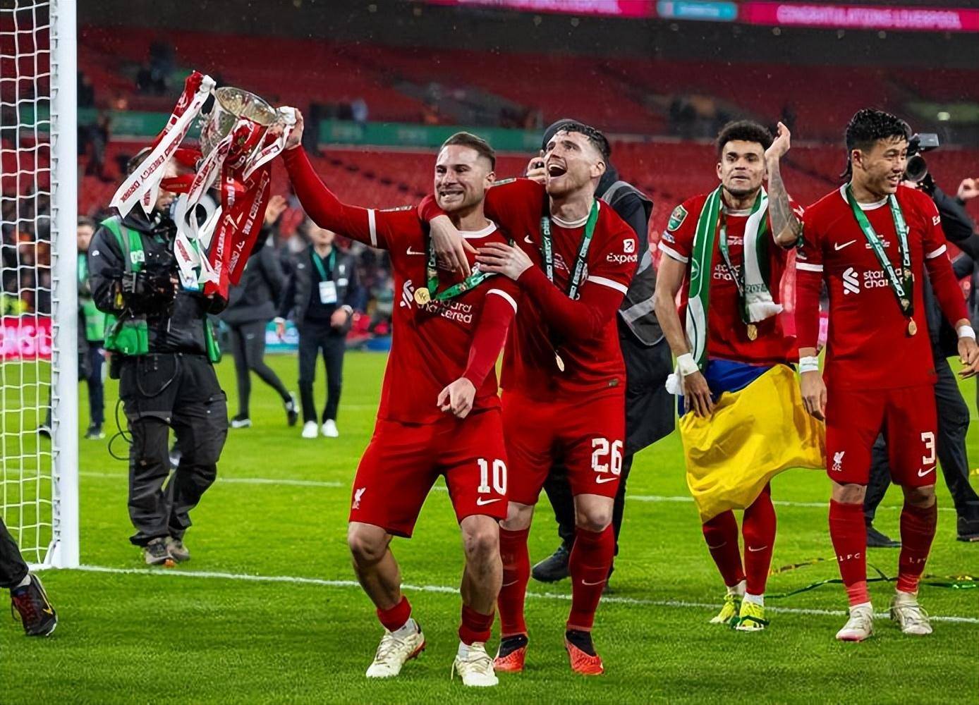 爱游戏app-包含大将梦幻表现成胜，球队领跑前四实力的词条