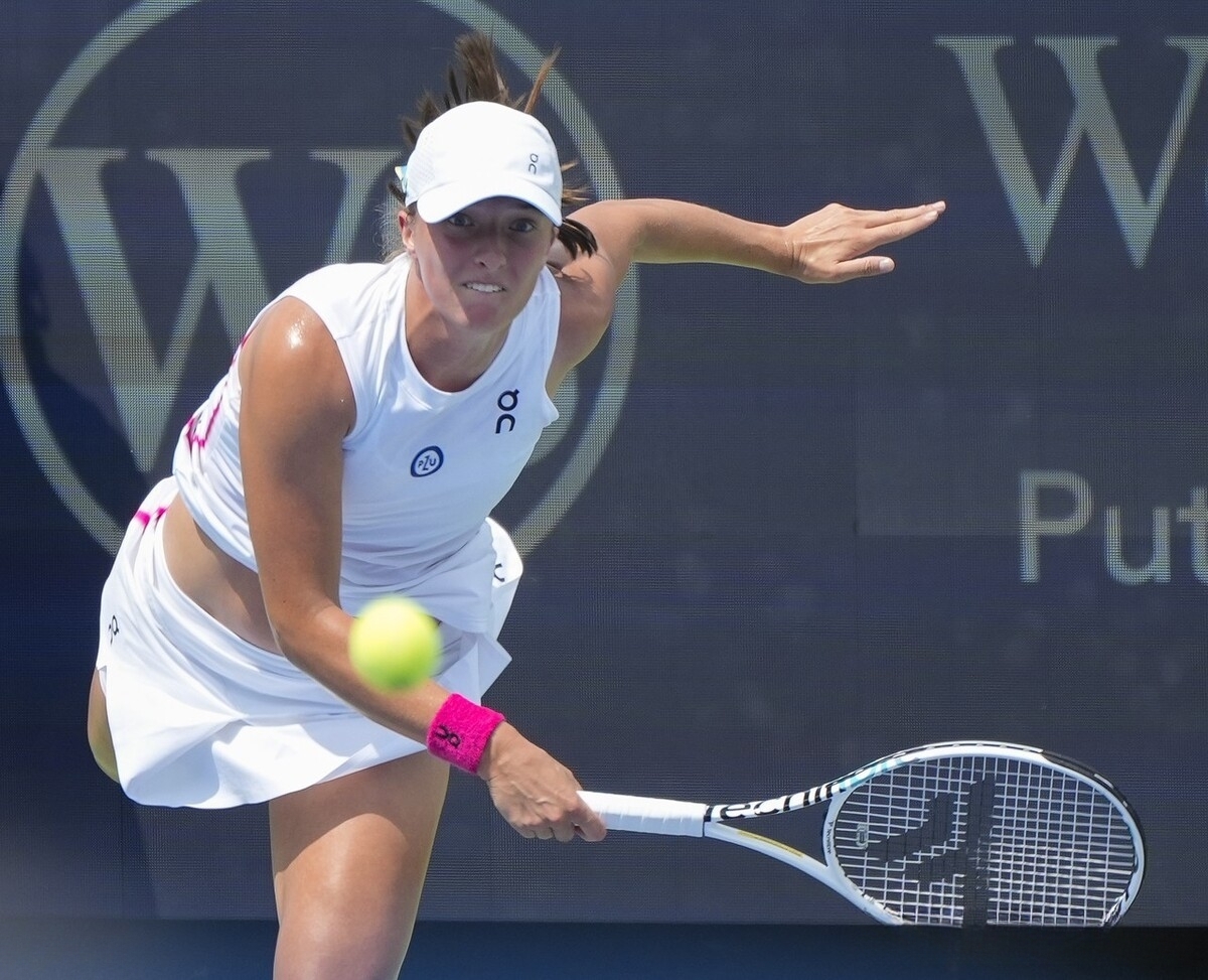 爱游戏入口-美国女足表现强势，轻松晋级