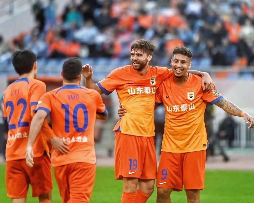 爱游戏亚洲官网-配合默契无懈可击，球队战绩节节攀升的简单介绍