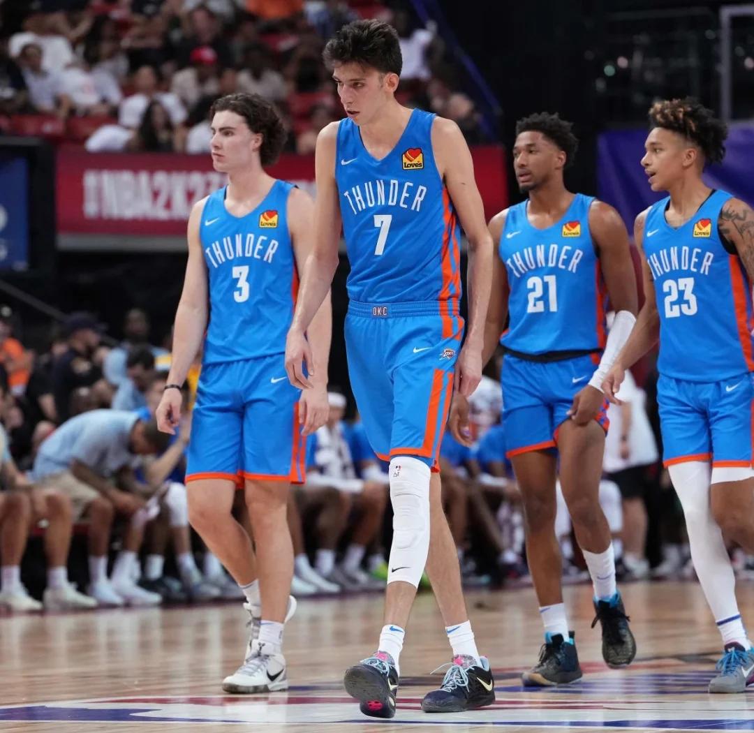 爱游戏登录入口-包含富勒姆青训培养未来之星，计划提拔青年球员的词条