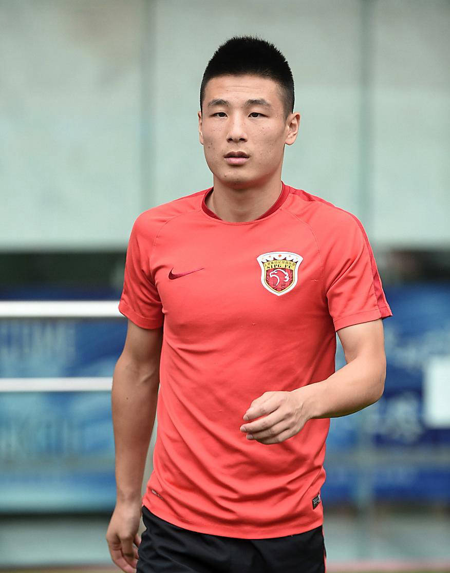 武磊成功转会西甲,开启新征程成为焦点 武磊成功转会西甲,开启新征程成为焦点