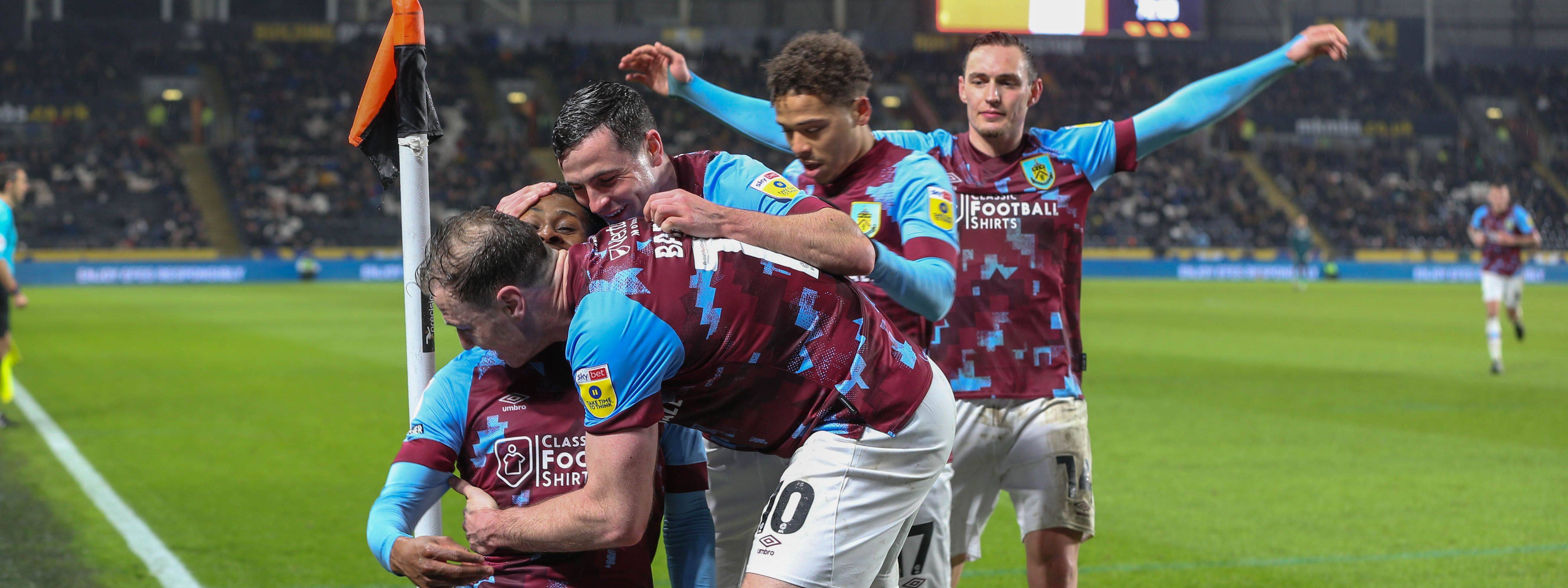 包含桑德兰主场绝杀西布朗维奇,顶住压力继续保持稳定的词条 包含桑德兰主场绝杀西布朗维奇,顶住压力继续保持稳定的词条