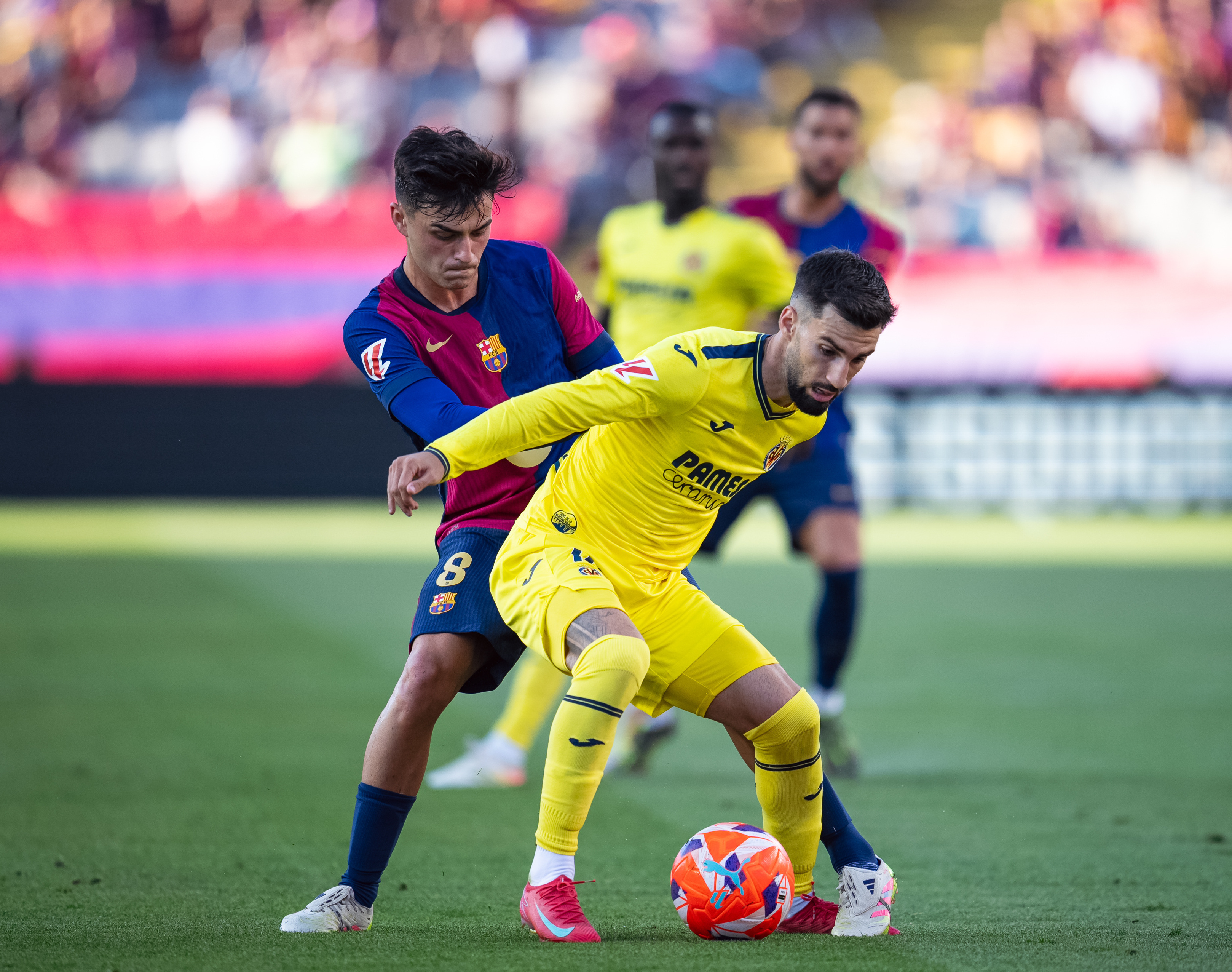 爱游戏官网-巴塞罗那战胜马德里竞技，取得西甲领先优势