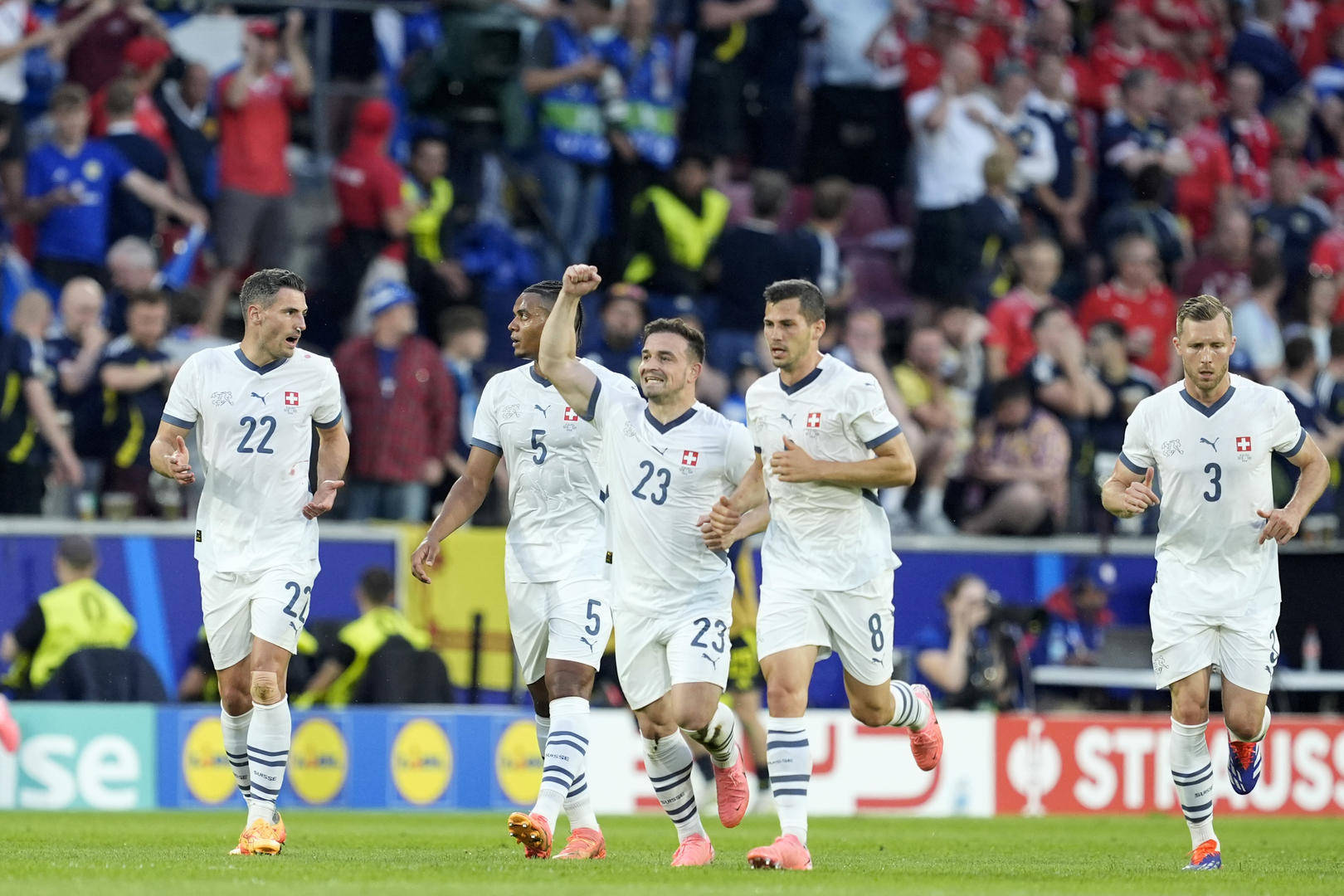 关于斯洛文尼亚队不敌保加利亚,遭遇惨败的信息 关于斯洛文尼亚队不敌保加利亚,遭遇惨败的信息