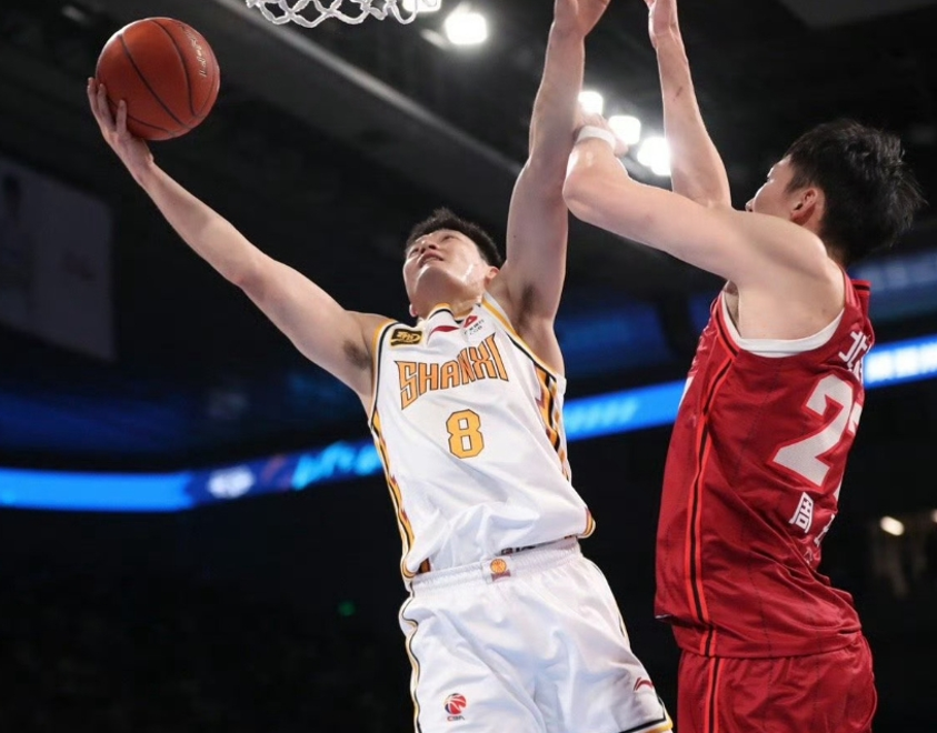 爱游戏官网-本土球员火热状态，频频出现绝杀的简单介绍